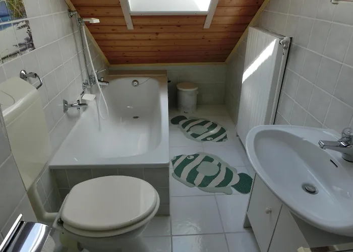 Tremmel Apartment *